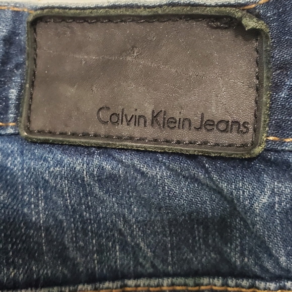 Calvin Klien Jeans Size 38 - Picture 6 of 9
